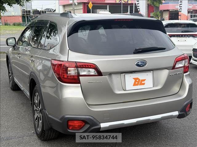 Subaru OUTBACK 2015-01 7392622-7