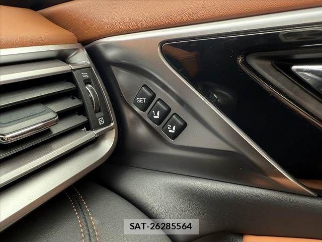 Subaru OUTBACK 2023-12 7392607-26