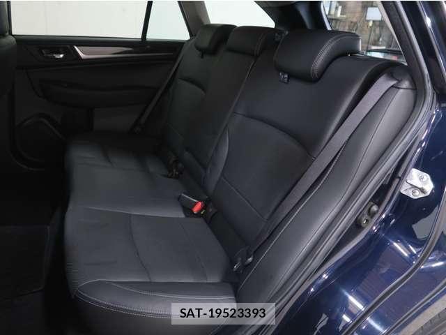 Subaru OUTBACK 2015-05 7455305-16