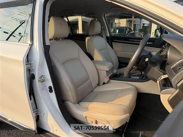 Subaru OUTBACK 2019-05 7455301-14