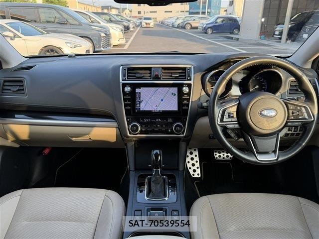Subaru OUTBACK 2019-05 7455301-17