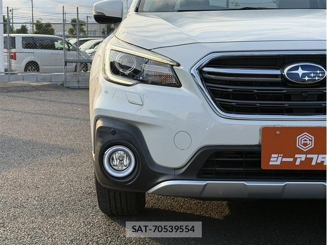 Subaru OUTBACK 2019-05 7455301-26