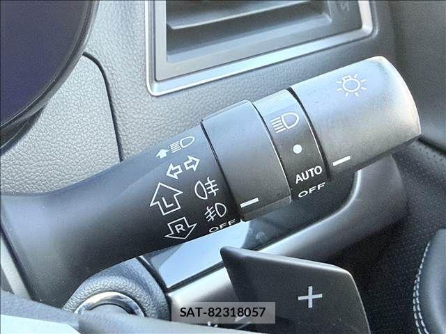 Subaru OUTBACK 2019-07 7455302-26