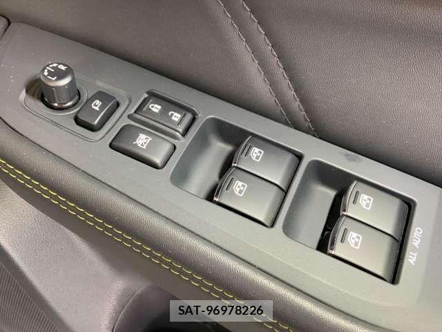 Subaru OUTBACK 2019-03 7455303-13