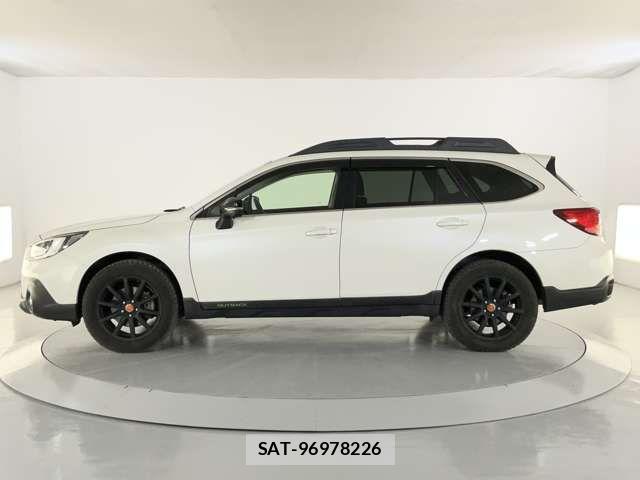 Subaru OUTBACK 2019-03 7455303-2