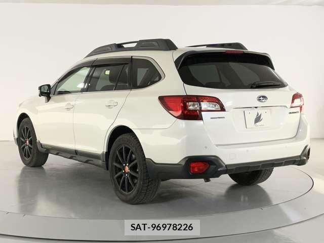 Subaru OUTBACK 2019-03 7455303-3