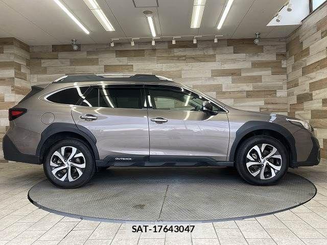 Subaru OUTBACK 2023-01 7501211-16