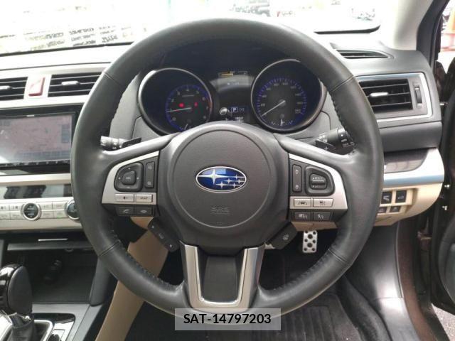 Subaru OUTBACK 2017-07 7562342-15
