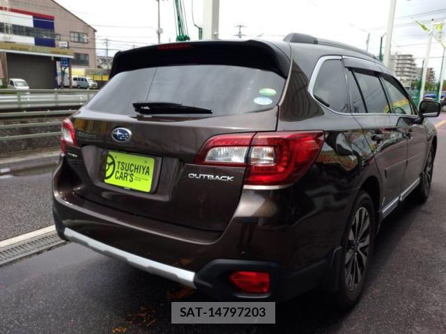 Subaru OUTBACK 2017-07 7562342-1