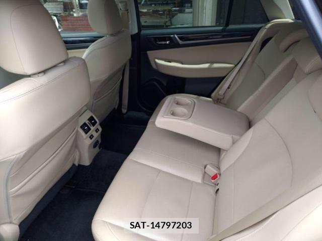 Subaru OUTBACK 2017-07 7562342-20