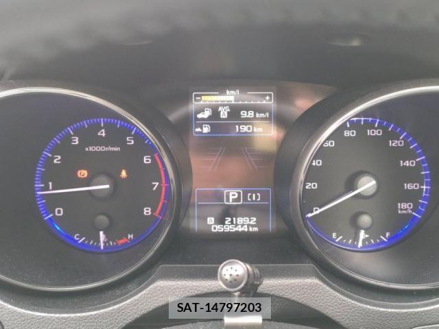 Subaru OUTBACK 2017-07 7562342-28