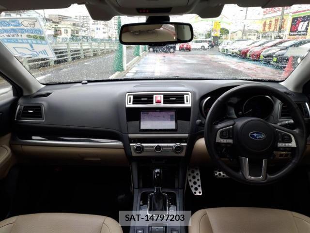 Subaru OUTBACK 2017-07 7562342-2