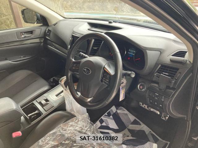 Subaru OUTBACK 2012-10 7617539-13