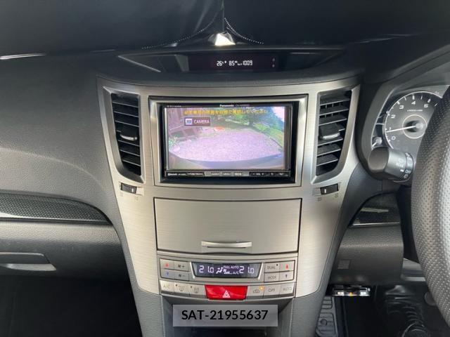 Subaru OUTBACK 2010-11 7617541-17
