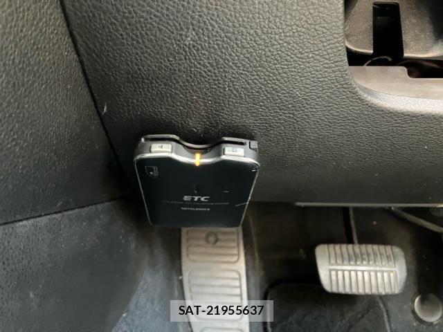 Subaru OUTBACK 2010-11 7617541-20