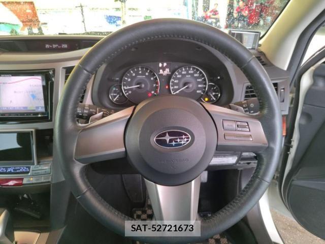 Subaru OUTBACK 2011-05 7617538-13
