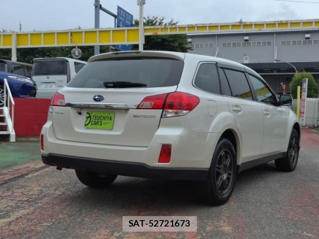 Subaru OUTBACK 2011-05 7617538-1