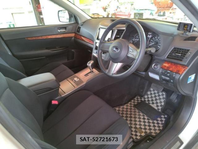 Subaru OUTBACK 2011-05 7617538-20