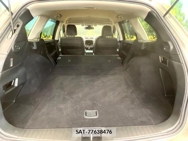 Subaru OUTBACK 2018-03 7617536-9