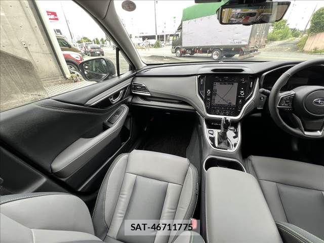 Subaru OUTBACK 2025-03 7724932-25