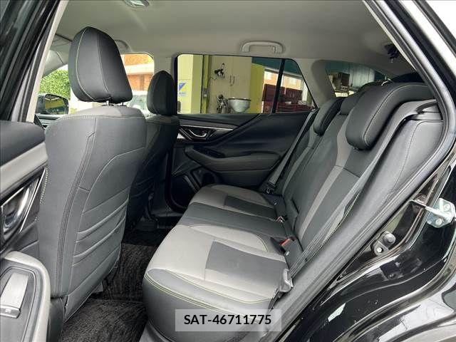 Subaru OUTBACK 2025-03 7724932-8