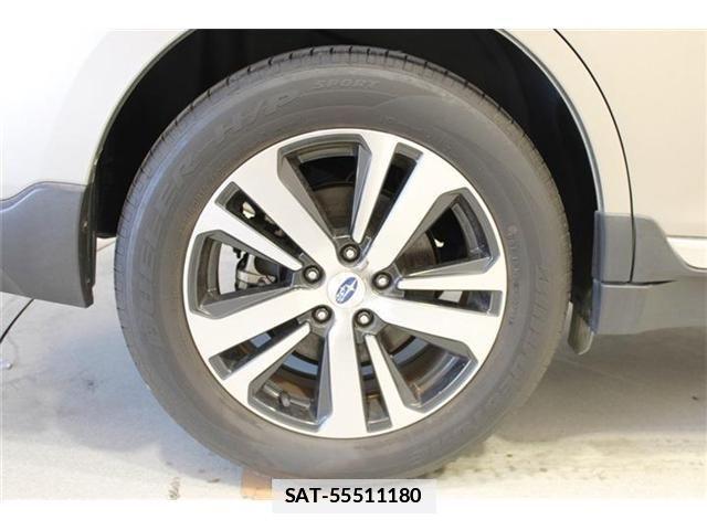 Subaru OUTBACK 2018-01 7724935-22