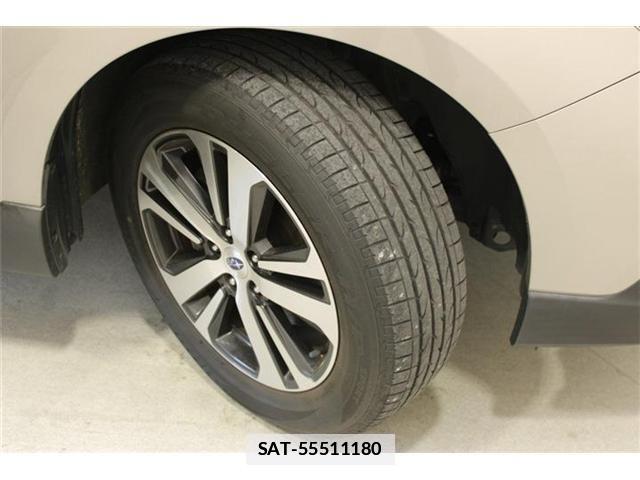 Subaru OUTBACK 2018-01 7724935-27