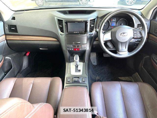 Subaru OUTBACK 2013-06 7724936-1
