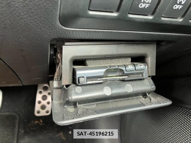 Subaru OUTBACK 2015-03 7786343-19