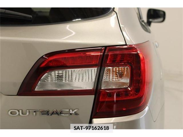 Subaru OUTBACK 2018-03 7786345-17