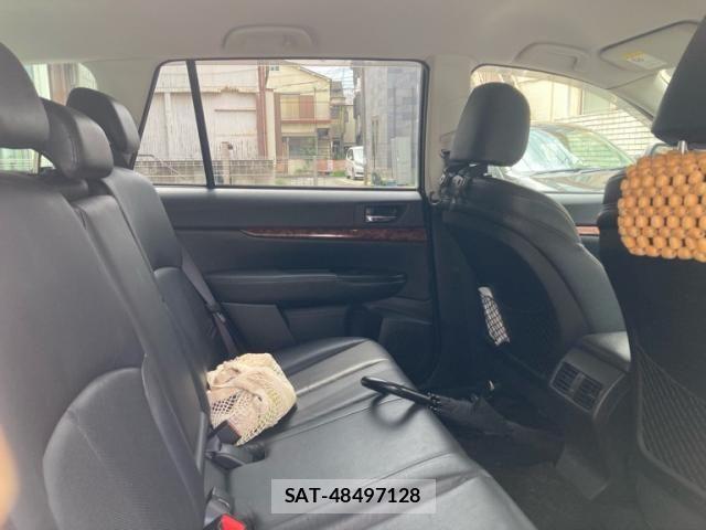 Subaru OUTBACK 2010-05 7786335-13