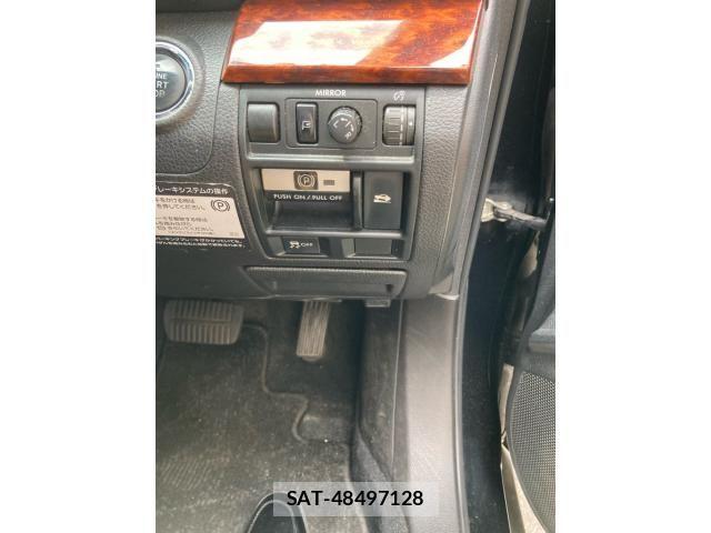 Subaru OUTBACK 2010-05 7786335-17