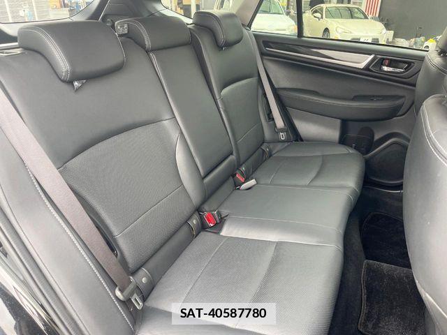 Subaru OUTBACK 2016-06 7786352-10