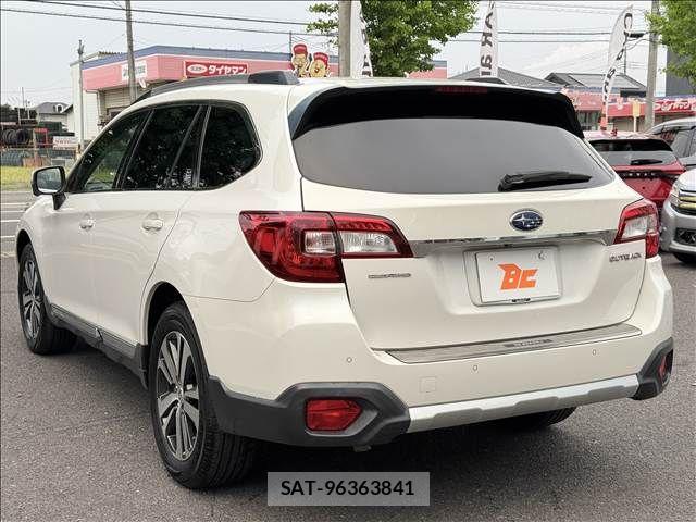 Subaru OUTBACK 2020-03 7877257-7