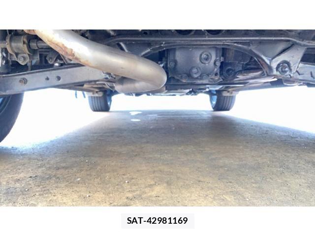Subaru OUTBACK 2013-07 7877262-13