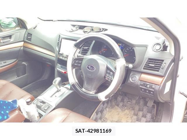 Subaru OUTBACK 2013-07 7877262-17