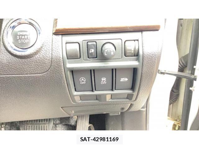 Subaru OUTBACK 2013-07 7877262-21