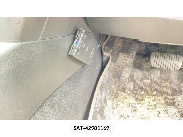 Subaru OUTBACK 2013-07 7877262-23