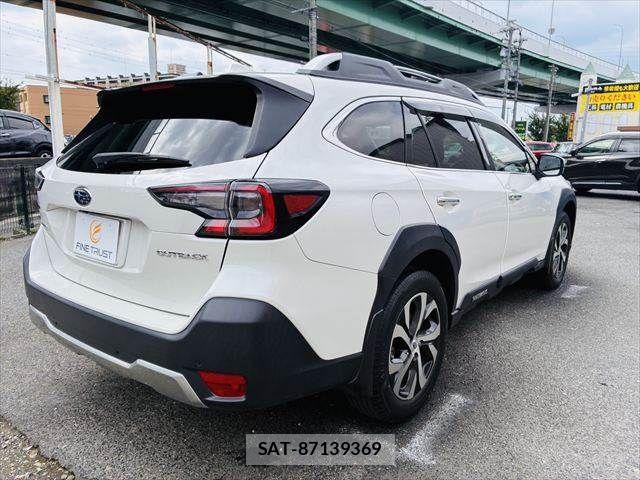Subaru OUTBACK 2022-03 7962343-17