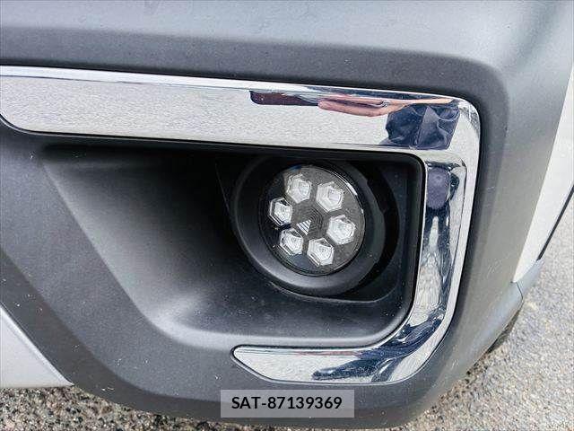 Subaru OUTBACK 2022-03 7962343-23