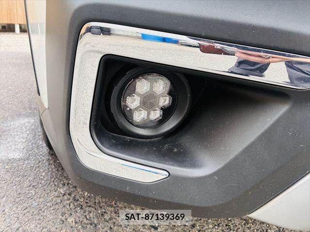 Subaru OUTBACK 2022-03 7962343-24