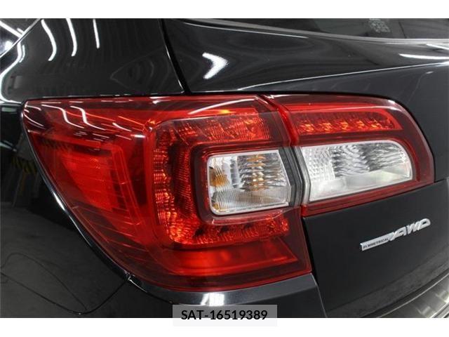 Subaru OUTBACK 2015-02 7962351-17