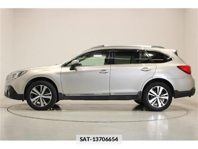 Subaru OUTBACK 2018-03 7962353-9