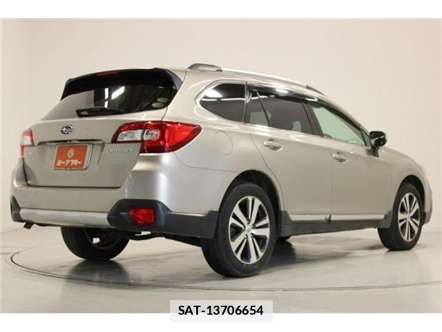 Subaru OUTBACK 2018-03 7962353-12