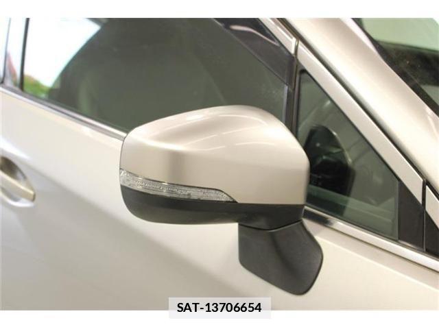 Subaru OUTBACK 2018-03 7962353-21