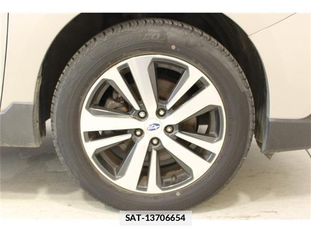 Subaru OUTBACK 2018-03 7962353-22