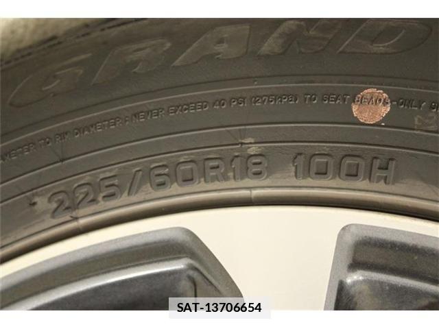 Subaru OUTBACK 2018-03 7962353-27