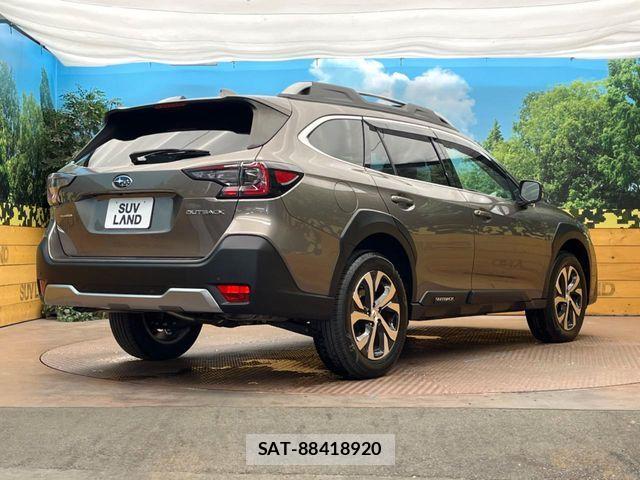 Subaru OUTBACK 2023-06 7979708-16