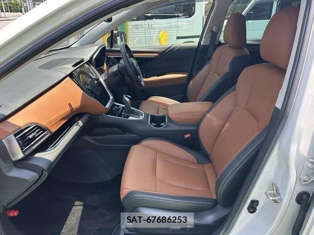 Subaru OUTBACK 2023-01 8036343-2
