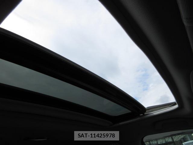 Subaru OUTBACK 2018-06 8036345-12